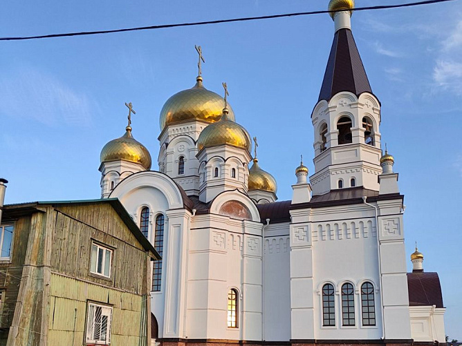 Храм святых апостолов Петра и Павла