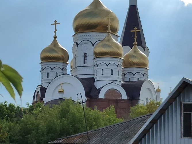 Храм святых апостолов Петра и Павла